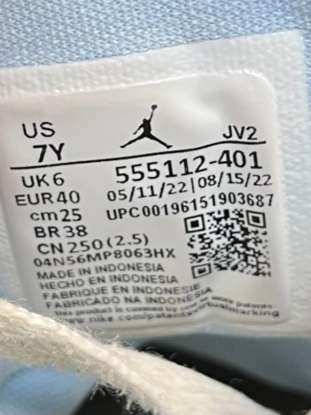 Nike Air‎ Jordan 1 Mid Boys Size 7Y Blue Black White Basketball Shoes Sneakers